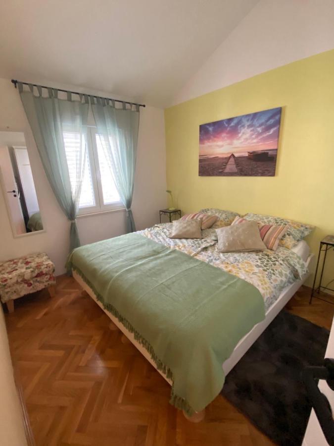 Afrodita Bistrica Sutivan Exterior foto